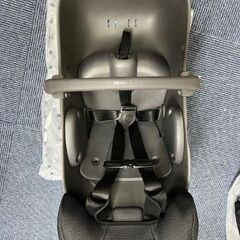 チャイルドシート（前）2025年式ギュット・クルームＤＸ　新品未使用の画像