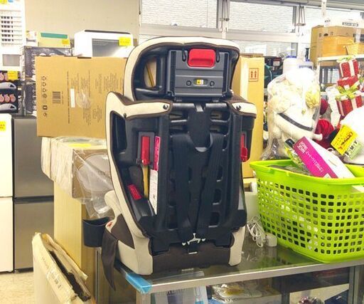 アップリカ ジュニアシート エアグルーヴプラス ～36kg ～11歳頃まで