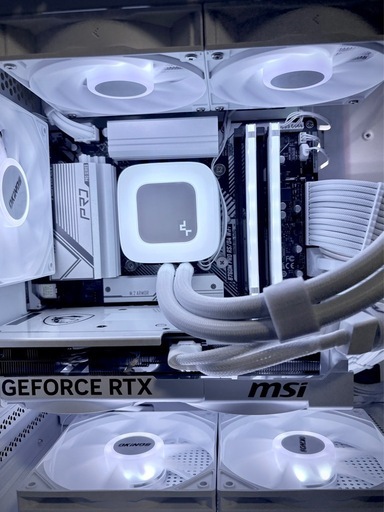 白いゲーミングPC/[ハイスペックモデル] 第14世代インテル Core i7