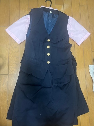 制服 事務服