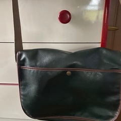 カバン　　　　　　ショルダーバッグの画像