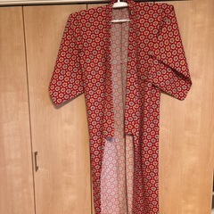 着物虫食いあり