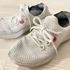 【無料】イタリア製パンプスなど4足（23.0〜23.5cm相当） の画像