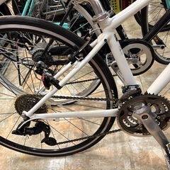 《リユースマン倉敷》クロスバイクジャイアントエスケープAir ホワイト 自転車700×28Cの画像
