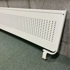 6台あり スチール製 デスクトップパネル ホワイト YS-126W 幅140cm×奥行5cm×高さ36cmの画像