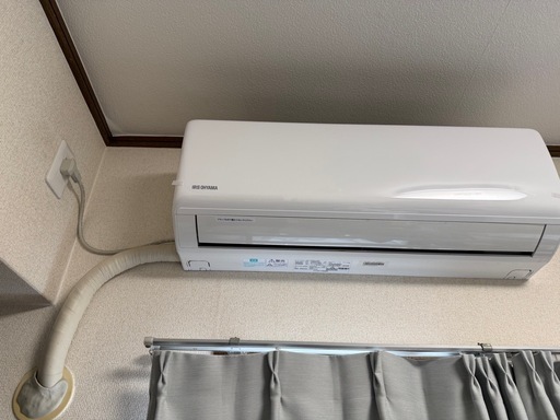 アイリスオーヤマ　エアコン　2020年製　美品