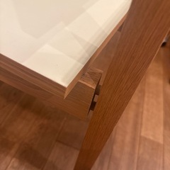 おしゃれな椅子(高さ71cn ,横35cm  奥行き35cm )の画像