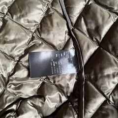 UNIQLOウォームパテットキルティングジャケットLの画像