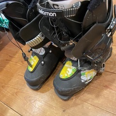 サロモン スキーブーツ  25cmの画像