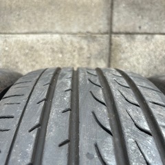 225/55R18     ヨコハマBluEarth RV-02の画像