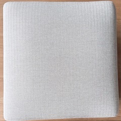 受け渡し完了）美品: オットマン・スツールの画像