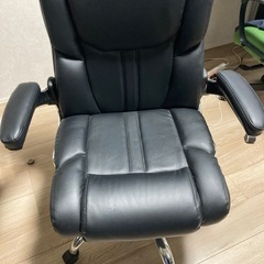パソコンデスク用椅子の画像