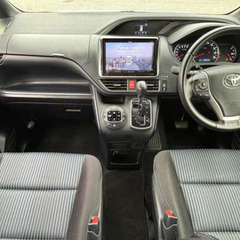 【💥月々20,000円〜】トヨタ ヴォクシー｜自社ローン◎の画像