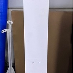 冷蔵庫横収納の画像