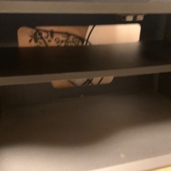 テレビ台とテレビの画像