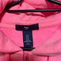 GAPパーカーの画像