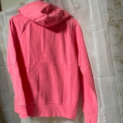 GAPパーカーの画像