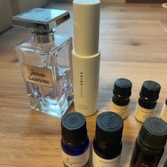 香水・アロマオイルまとめ売り（LANVIN／SHIRO／精油など）の画像