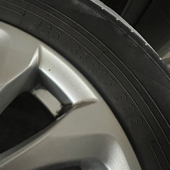 マツダ純正タイヤホイール15インチの画像