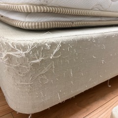 シモンズ　ダブルベッド　　の画像