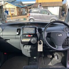 ダイハツ　タントカスタム　Ｘ　車検新規２年付き　ナビ　片側電動スライドドアの画像