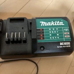 マキタの充電式草刈り機です。の画像