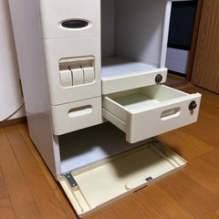 キッチンラックの画像