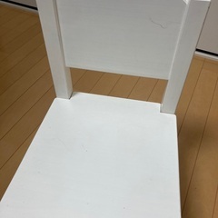 IKEA SUNDVIK キッズデスクとチェアの画像