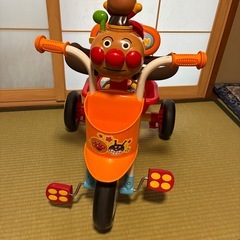 🌟アンパンマンの手押し三輪車の画像