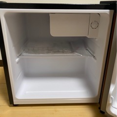 【極美品／新大阪駅付近受取可】アイリスプラザ 冷蔵庫 47L（PRC-B051D-M／ウッド調）の画像