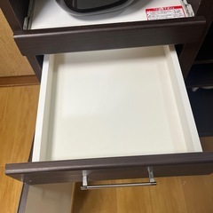 食器棚「受け渡し予定者あり」の画像