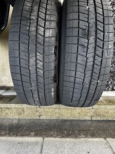 スタッドレスタイヤ　225/65R17