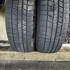 スタッドレスタイヤ　225/65R17の画像