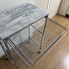 アスプルンド マーブルトップ　トローリー  キッチン　ワゴン　大理石  の画像