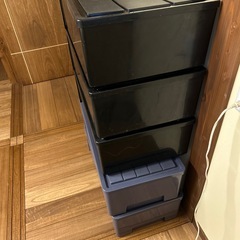 衣装ケース5個の画像