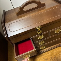 【取引終了】レトロ　アンティーク　手芸箱の画像