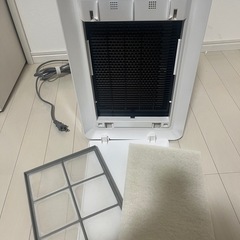 富士通ゼネラル 加湿脱臭機 PLAZION DAS-303R-W 2024年製 美品（加湿未使用）の画像