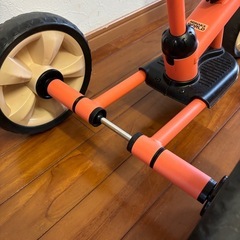 野中製作所 へんしん! サンライダーNEO マットオレンジ 三輪車 手押し棒付きの画像