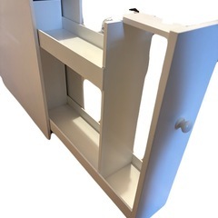 トイレ収納の画像