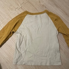 子供服　100 Tシャツ　長袖　薄手の画像