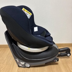 チャイルドシート　コンビの画像