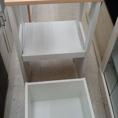 ★リユースのサカイ高崎店★TJ13785  レンジ台 白 H92.5×D38.5×W50 クリーニング済み												の画像