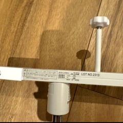 ライティングレール　ホワイト スポットライト 3つセッの画像