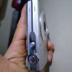 完全動作品 OLYMPUS FE-220 コンパクト デジカメの画像