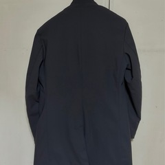 美品　イタリアで購入　スタイリッシュ　ネイビー　コート　ないろナイロンの画像