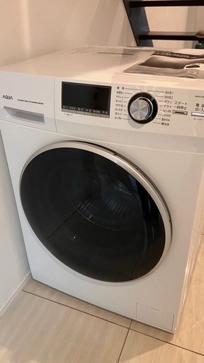 取引決まりました）AQUAドラム式洗濯機 (melu) 赤嶺の生活家電《洗濯機 