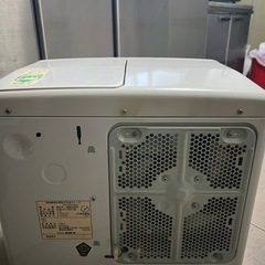 電気ストーブの画像