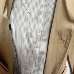 トレンチコート　綺麗　ダブル　ベルト有り　男性でも着用か可能の画像