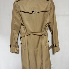 トレンチコート　綺麗　ダブル　ベルト有り　男性でも着用か可能の画像