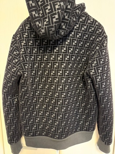 FENDIセットアップ新品